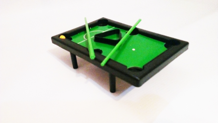 Free - Fun Toys Micro Snooker Table - Click Image to Close